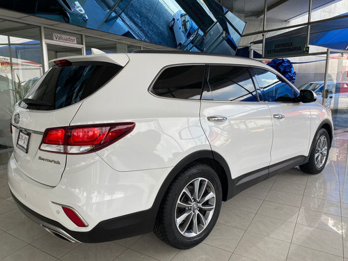 Imagen 4 de 10 de Hyundai Santa Fe 2018 3.3 Gls Premium At