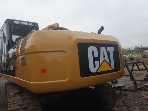 Excavadora Caterpillar 320 D2 Modelo 2014
