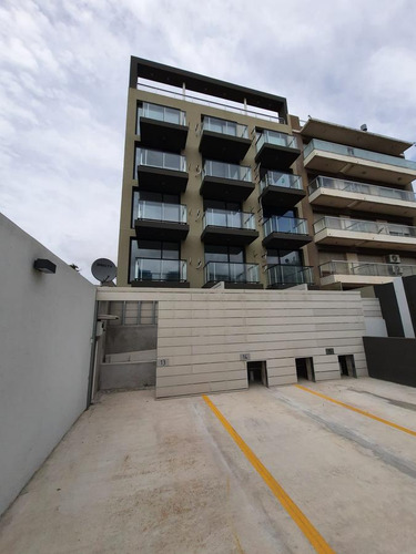 Venta De Apartamento Mono-ambiente En Rambla De Buceo