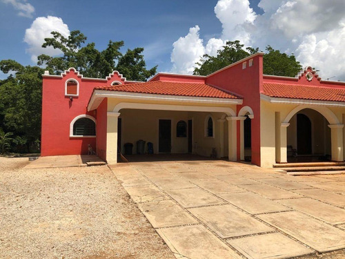 Hacienda En Venta En Mérida, Cholul, Entrega Inmediata