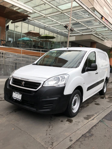Imagen 2 de 15 de Peugeot Partner 2019