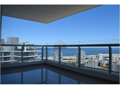 Apartamento En Venta 3 Dormitorios * Edificio De Categoría- Ref: 2619