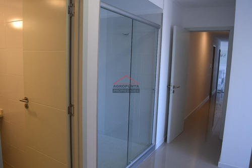 Apartamento En Brava, 3 Dormitorios *- Ref: 2857