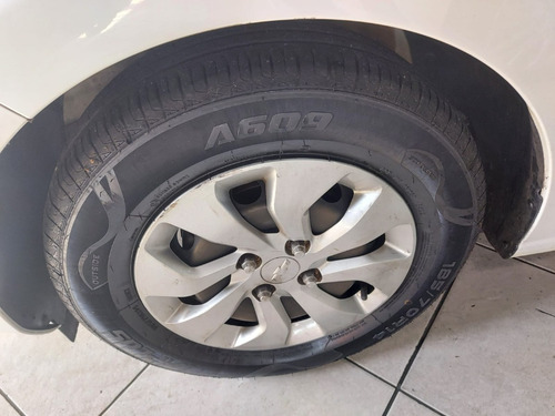Chevrolet Onix 1.0 Joy 5p