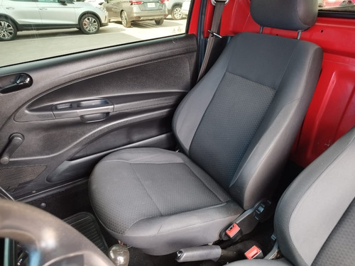 Volkswagen Saveiro 2p Robust L4/1.6 Man A/A