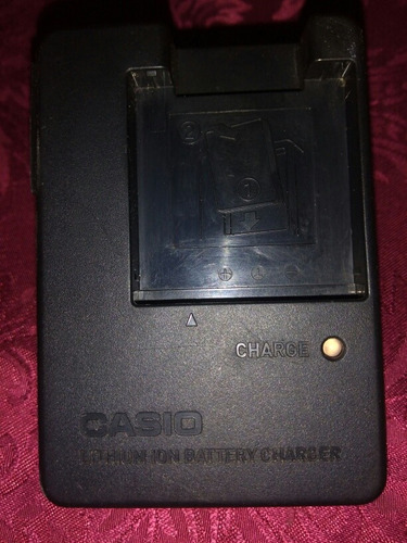 Cargador De Batería Casio Original..!! Modelo Bc 60l