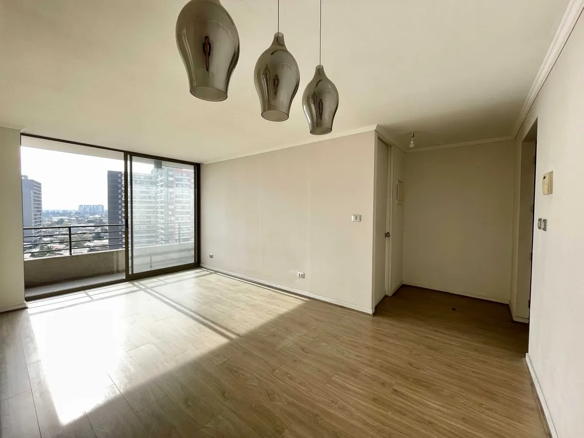 Imagen 5 de 21 de Amplio Dpto. 3d 2b 1e 1b Av. Ecuador (102448)