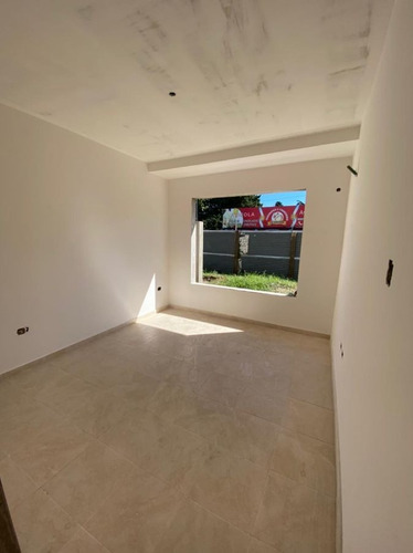 Imagen 3 de 8 de Departamento En Venta De 2 Dormitorios C/ Cochera En San Miguel
