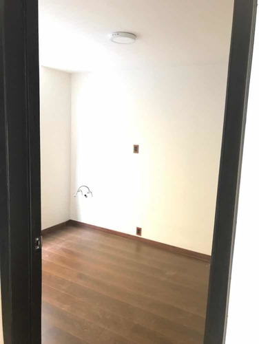 Imagen 8 de 12 de Casa Con Uso De Suelo, Remodelada En Ubicación Privilegiada!
