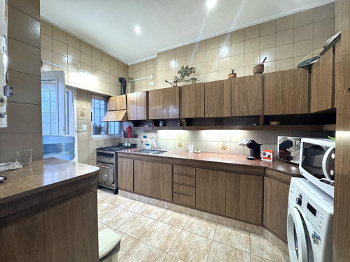 Casa En Venta En La Plata