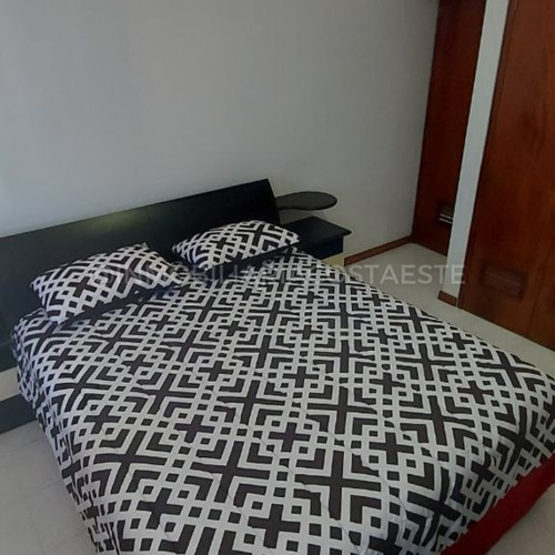 Imagen 7 de 13 de Apartamento En Venta En Caribe Ref 1335