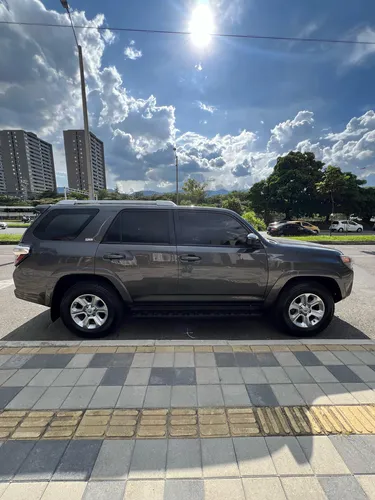 Toyota 4Runner 4.0 SR5 Blindada