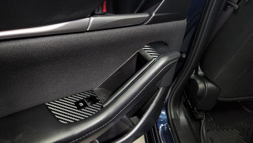 Kit Sticker Panel Central/puertas Para Mazda 3 2024 + Funda Color Transmisión Manual