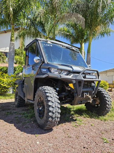 Canam Defender