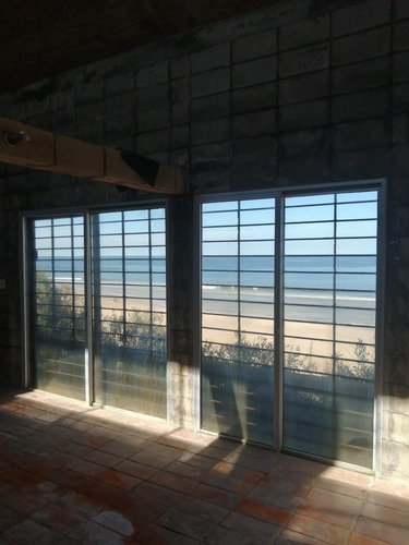 Casa A Terminar Frente Al Mar