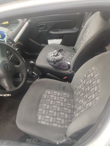 Nissan Platina 1.6 Custom Ac Mt