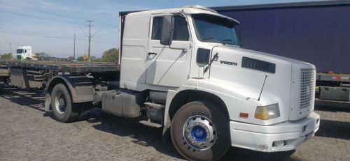 Imagem 2 de 6 de Volvo 340 Cavalinho Volvo 340