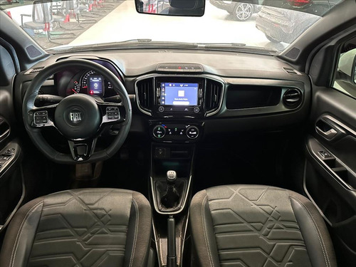 Fiat Strada 1.3 FIREFLY FLEX VOLCANO CD MANUAL