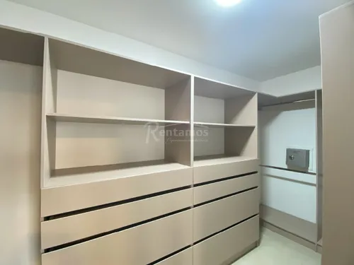 Apartamento En Venta En Los Balsos. Cod V776146