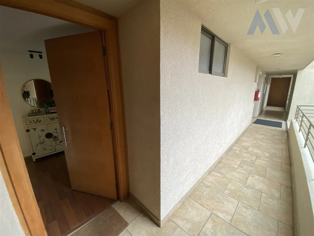 Imagen 3 de 30 de Departamento En Venta De 3 Dorm. 2 Baños En Bosques Concón
