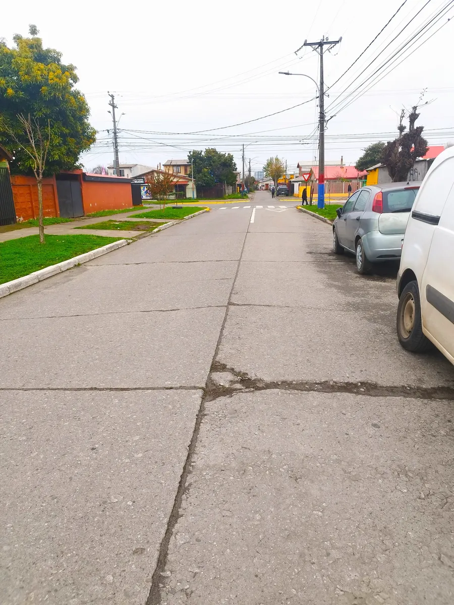 Imagen 4 de 6 de Casa Esquina Con Amplia Superficie