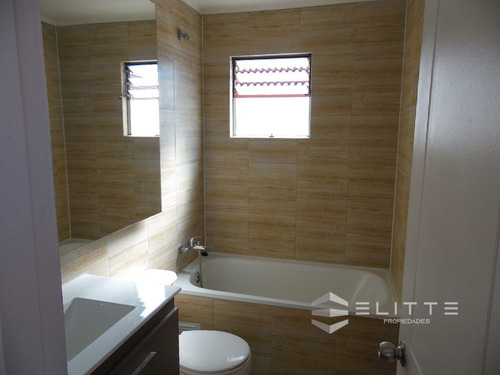 Casa En Arriendo De 4 Dormitorios 3 Baños En Talagante