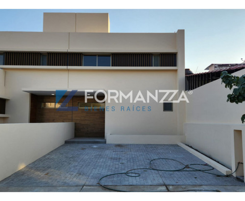 Casa Nueva Mod. Luna En Venta En Lic. Carlos De La Madrid, V De Á
