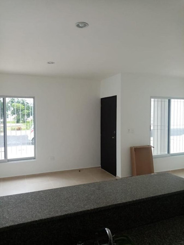 Imagen 3 de 6 de Casa - Fraccionamiento Gran Santa Fe