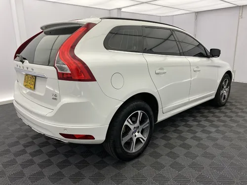 Volvo XC60 3.0 T6 R-design Awd