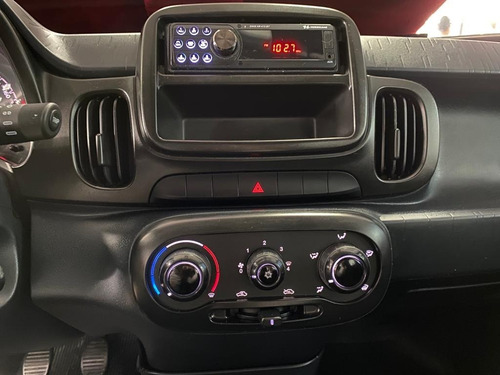 Imagem 4 de 6 de Fiat Mobi Like 1.02020