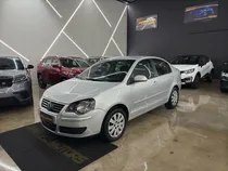 Comprar Volkswagen Polo Sedan Volkswagen Polo Sedan 1.6 8v (flex)