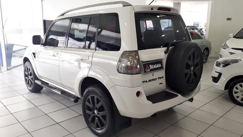 Mitsubishi Pajero Tr4 2015 2.0 4x2 Flex Aut. 5p