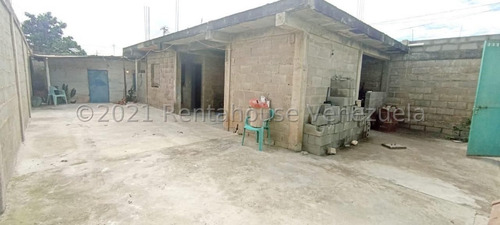 Imagen 30 de 30 de Casa En Venta El Ujano, Zona Este Barquisimeto, 242 Metros2, Construcción Nueva,facil Acceso A Zona Comercial. Contacto 0424-5620928 Flex 22-9075 Z29