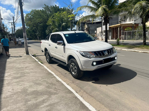 Mitsubishi L200 2.4 Triton Sport Hpe Cab. Dupla 4x4 Aut. 4p