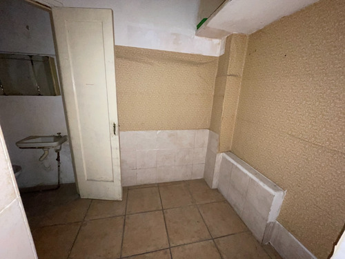 Imagen 29 de 30 de Alquiler Apartamento 4 Dormitorios Centro Montevideo