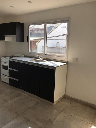 Imagen 9 de 14 de Dpto 2 Ambientes A Estrenar