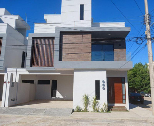 Casa Sola En Venta En Vicente Guerrero, Ciudad Madero, Tamaulipas