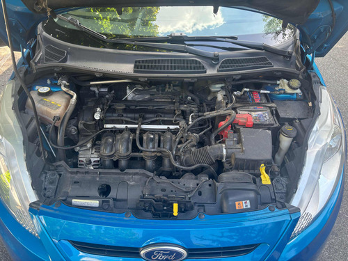 Ford Fiesta Kinetic Design 1.6 Titanium Mt
