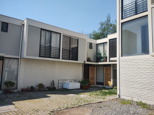 Se Vende Casa , En La Comuna De Macul