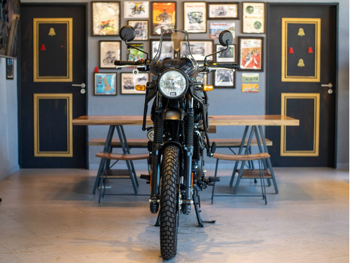 Royal Enfield Himalayan Granite Black Reserva