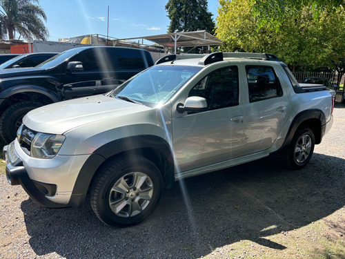 Renault Duster Oroch 2.0 Outsider Plus