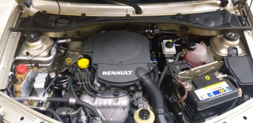 Imagem 8 de 13 de Renault Logan 1.6 Expression 8v Hi-flex 4p Manual