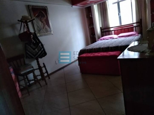Edinaldo Santos - Apto 2/4 Com Área De Serviço Separada E Garagem Ref:2312 - 2312