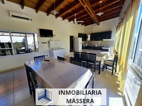 Venta: Departamento - 2 Dormitorios - Pileta Y Cochera - Centro - Villa Carlos Paz