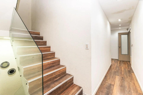 Casa En Venta - 8 Dormitorios 7 Baños - 400mts2 - Ramos Mejía