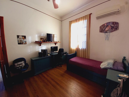 Imagen 3 de 19 de Casa En Venta De 3 Dormitorios - Barrio Sur