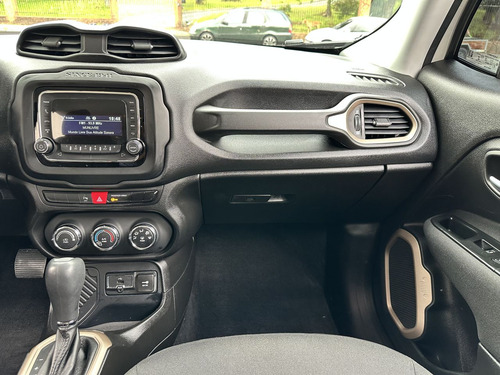 Jeep Renegade Sport 1.8 4x2 Flex 16V Aut.