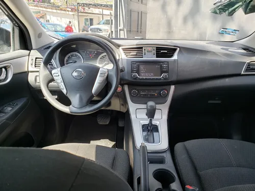 Nissan Sentra 1.8 Advance At