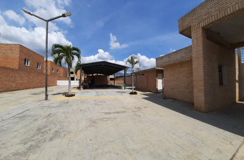 Imagen 11 de 12 de Townhouse En Venta En Monteserino San Diego Hilmar Rios C132450 Tlf 0414-432-69-46