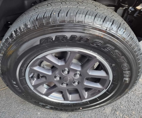 Imagen 17 de 17 de Jeep Gladiator Overland 2023